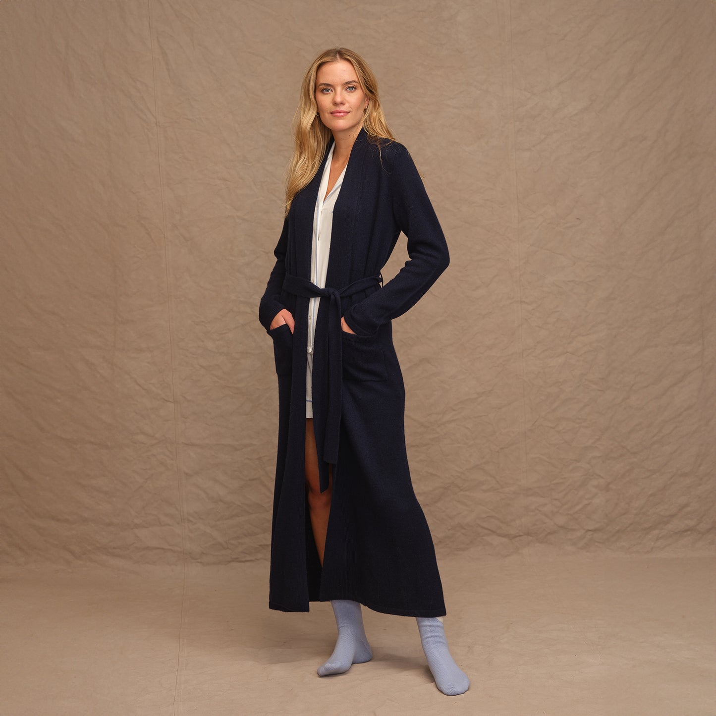 cashmere long dressing gown White + Warren | Long Cashmere Robe | L