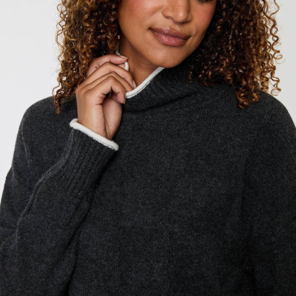 TIPPED MOCKNECK