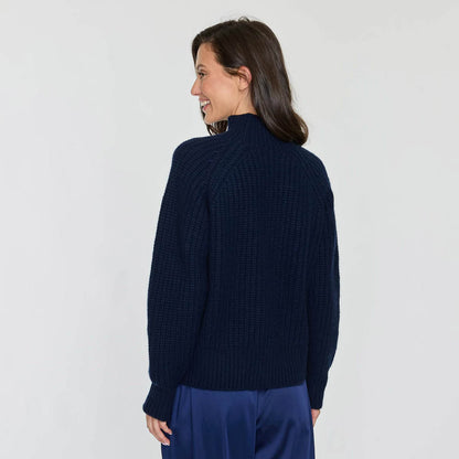 LUXE STITCH MOCK