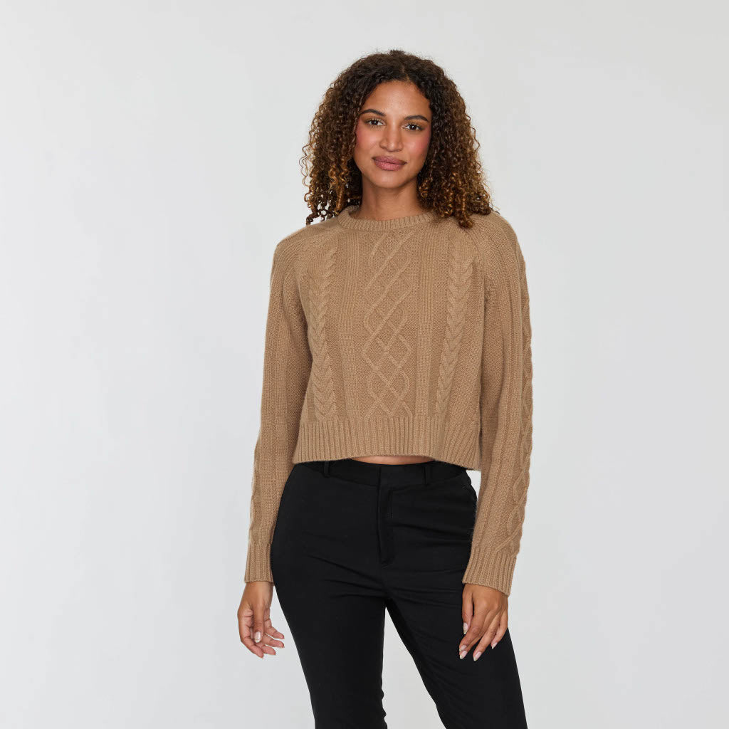 REMOVABLE COLLAR CABLE CROP POLO