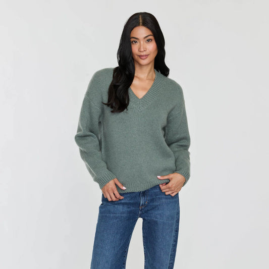 LUXE V NECK  
