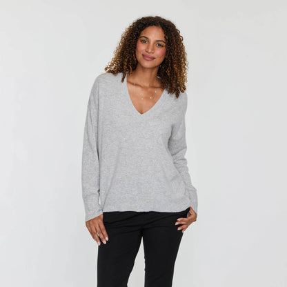 OVERSIZED V NECK