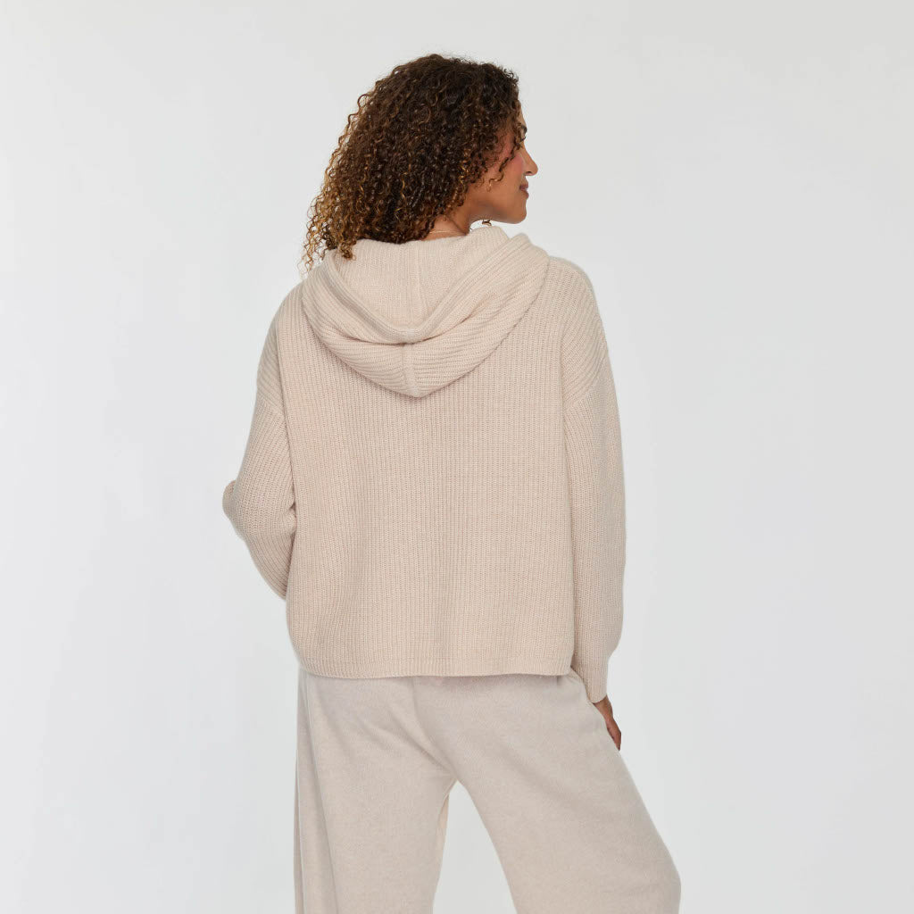 SHAKER HOODIE