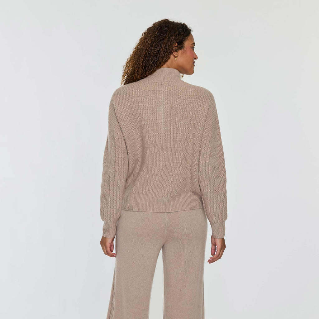 SHAKER QUARTER ZIP
