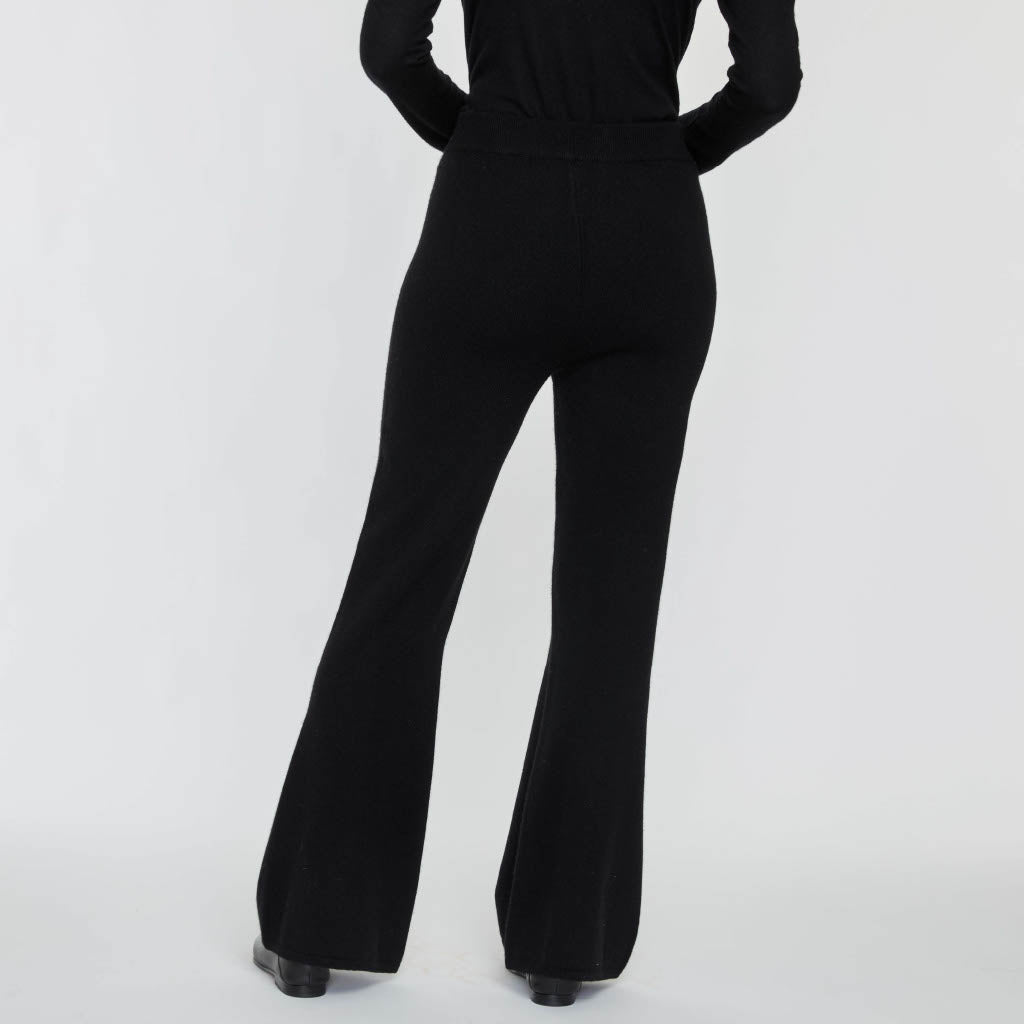 FLARE PANT