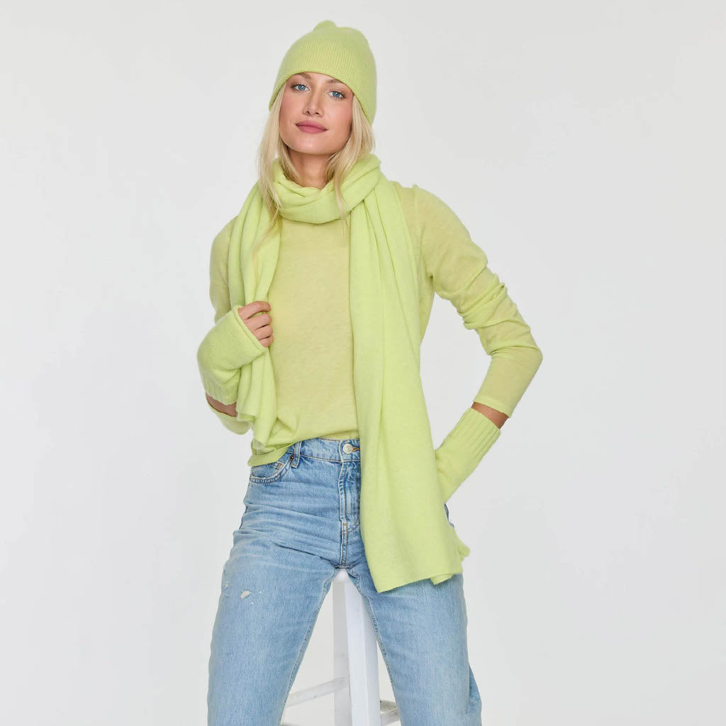 LIGHTWEIGHT SCARF