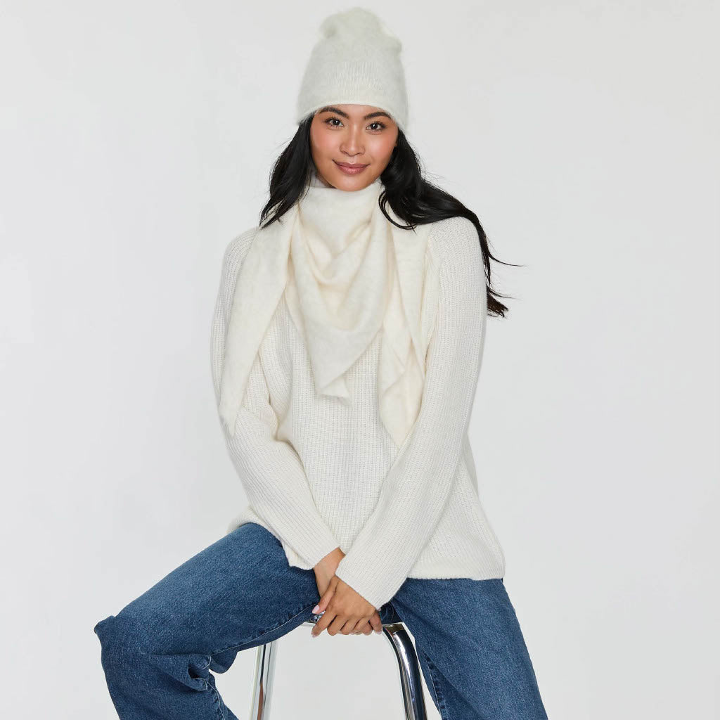 BRUSHED TRIANGLE SCARF