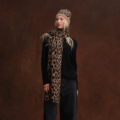 LEOPARD SCARF