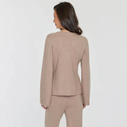 CHIC V NECK CARDIGAN