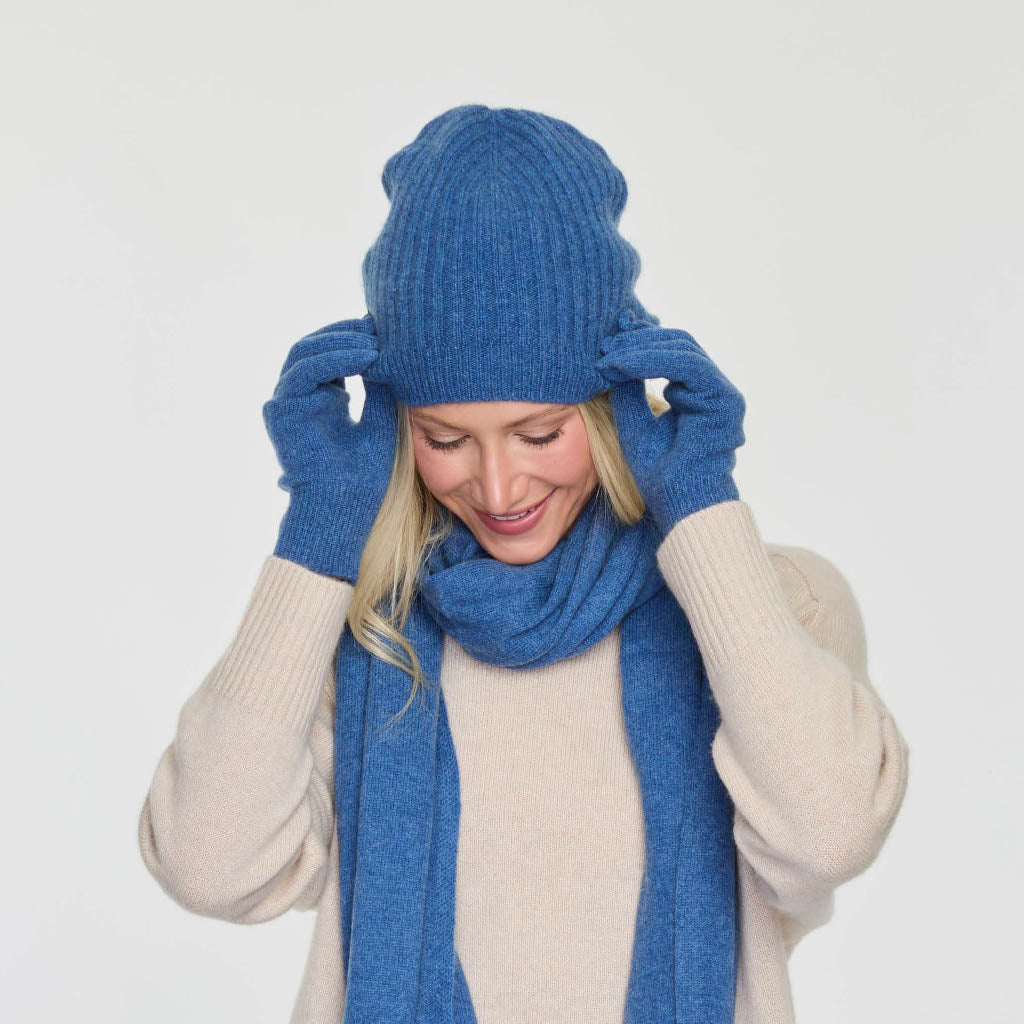 ESSENTIAL RIBBED HAT
