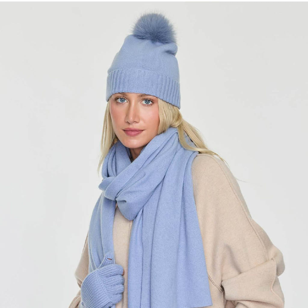 POM POM HAT