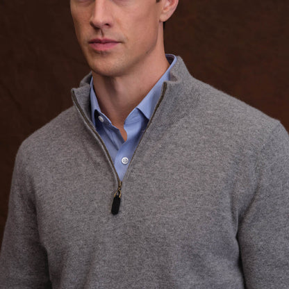 MEN'S ESSENTIAL QUARTER ZIP