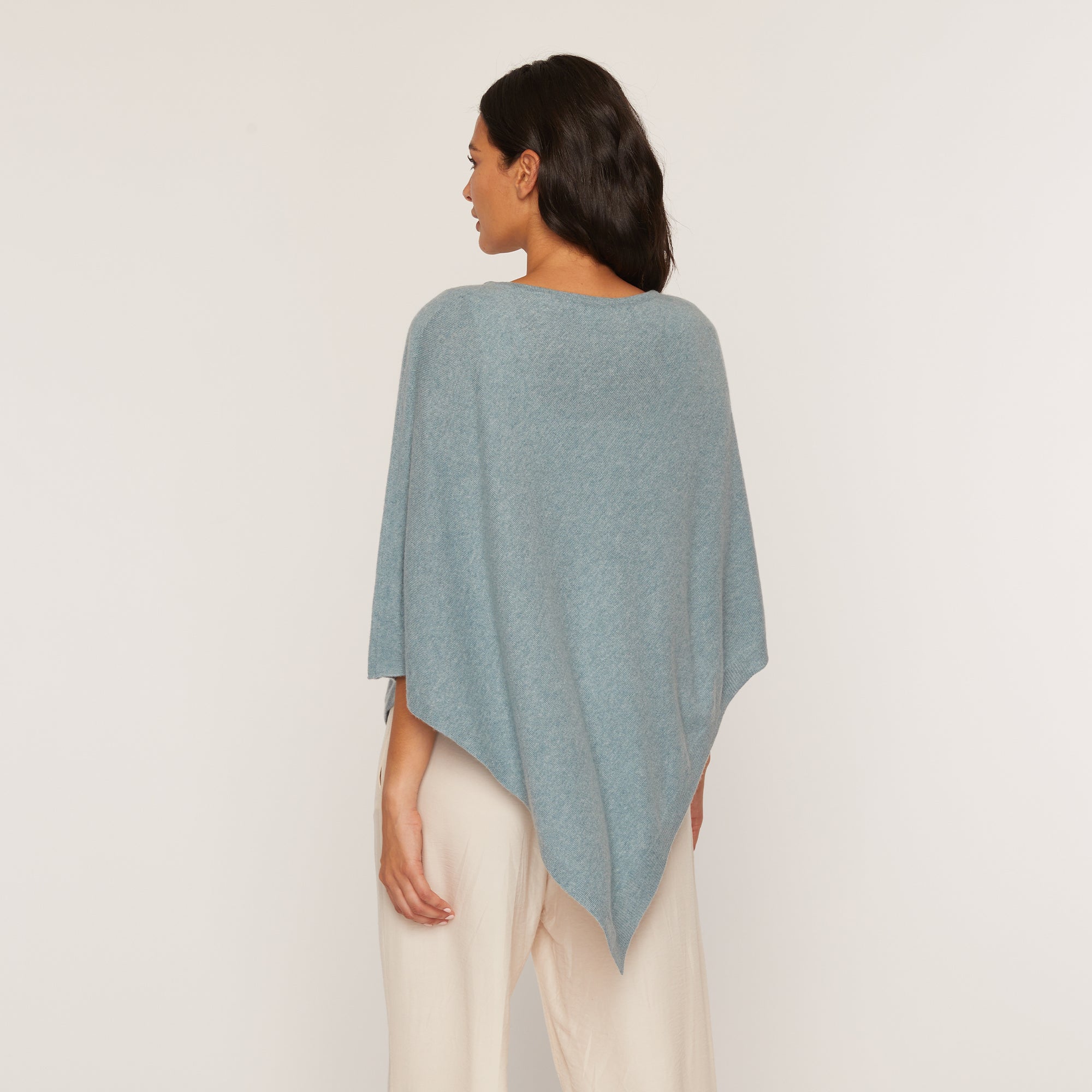 Simple Cashmere Poncho – The Cashmere Sale