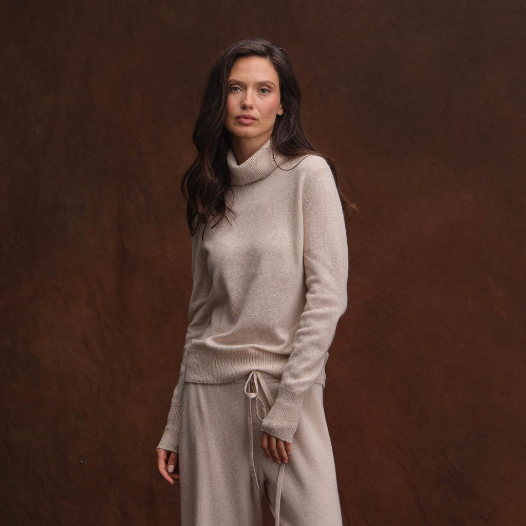 CLASSIC TURTLENECK