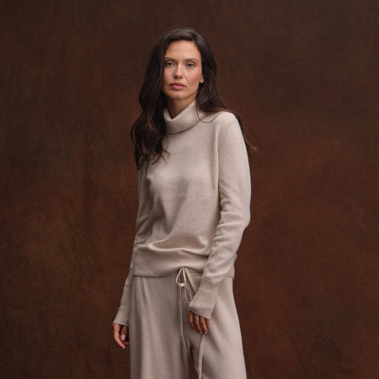 CLASSIC TURTLENECK  