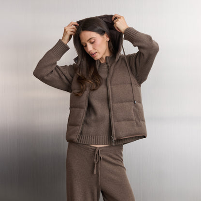 HOODED PUFFER VEST