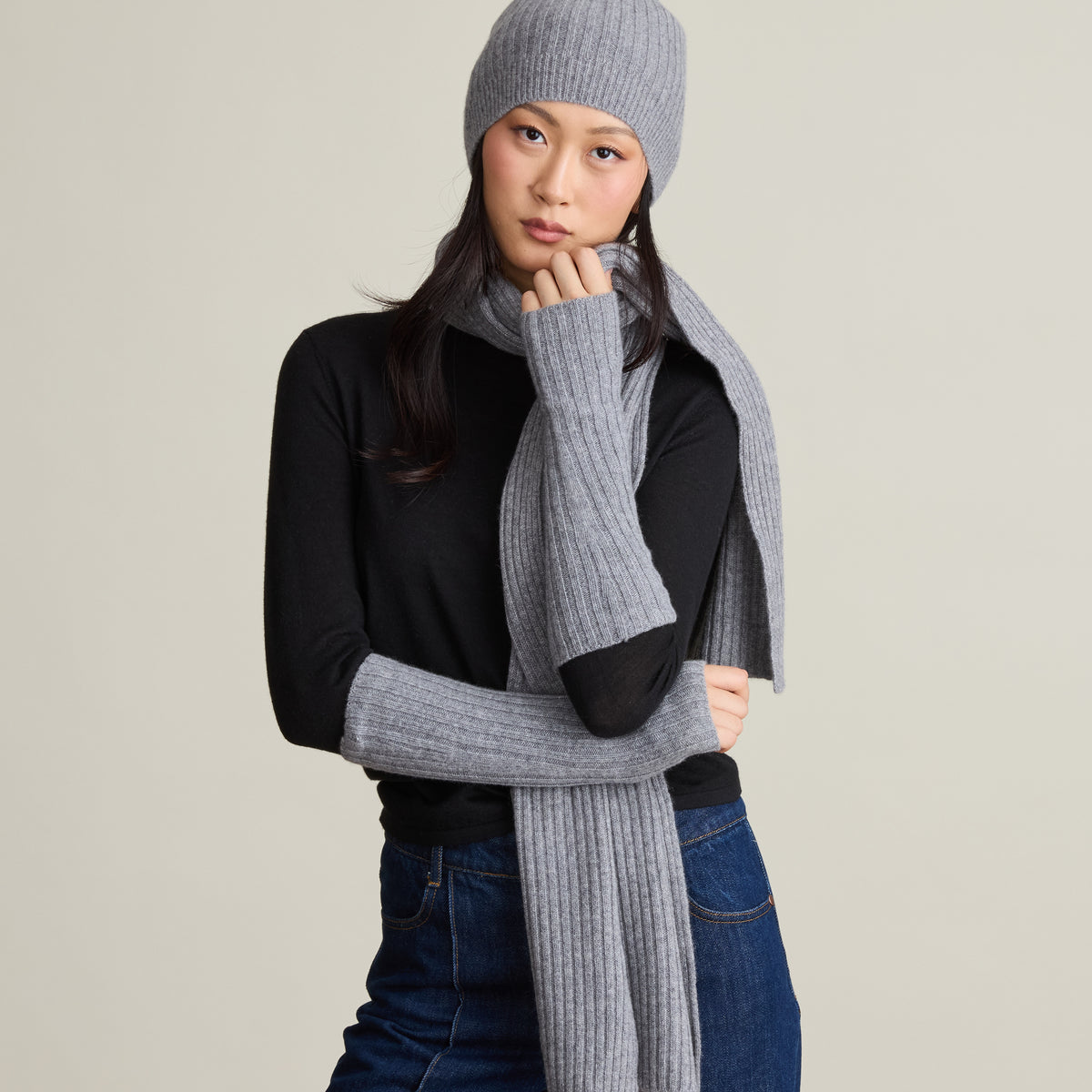 RIB LONG FNGRLESS GLOVE