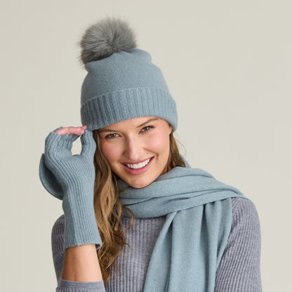 POM POM HAT