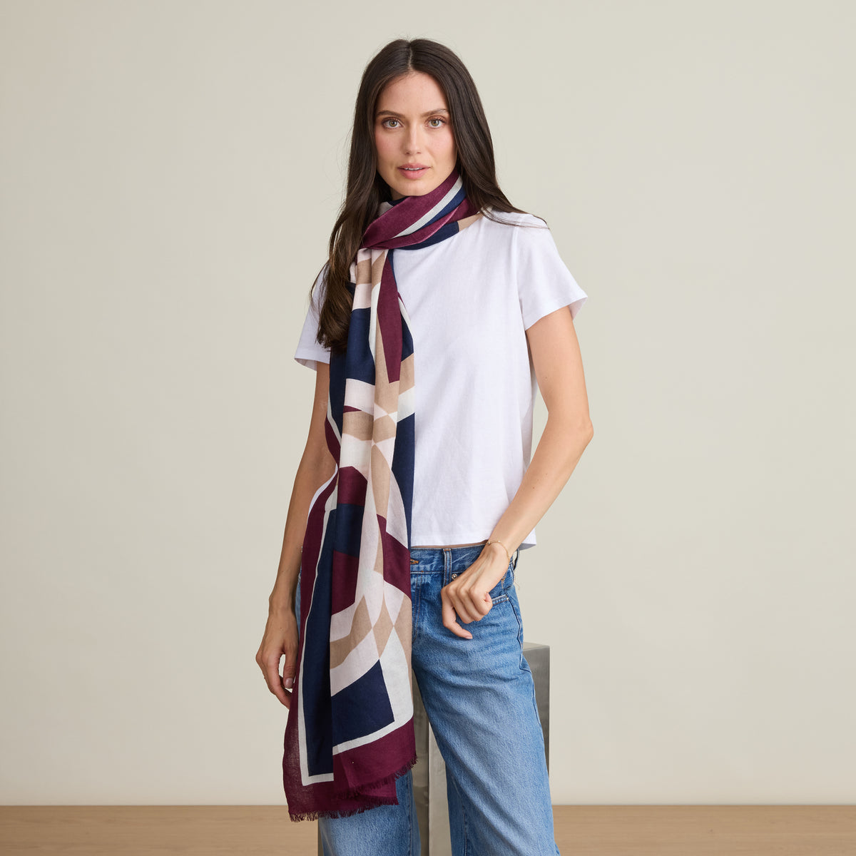 GEOMETRIC PRINTED SCARF