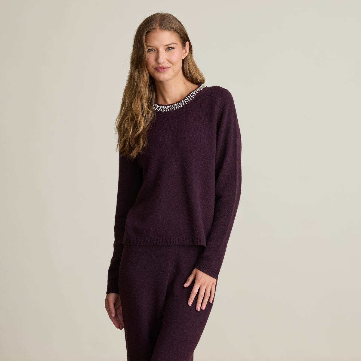 JEWEL NECK TOP