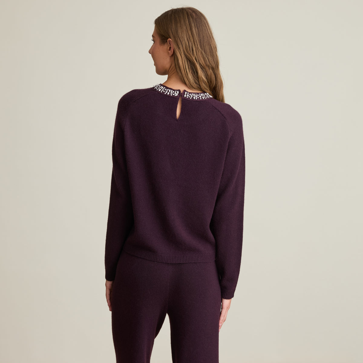 JEWEL NECK TOP