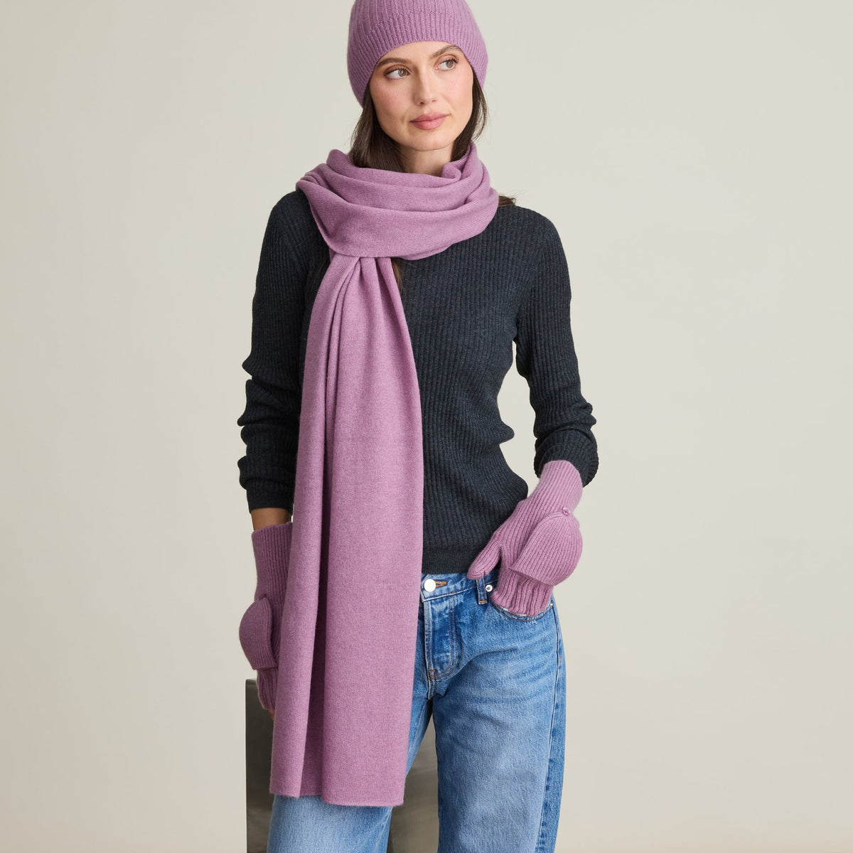 LIGHTWEIGHT SCARF