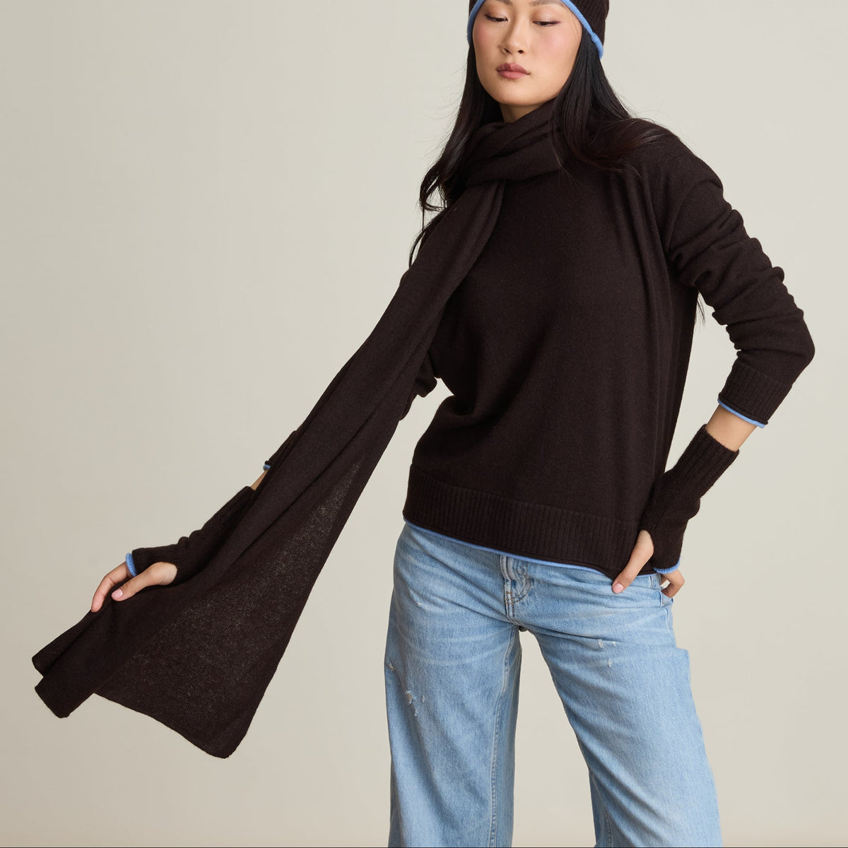 LIGHTWEIGHT SCARF