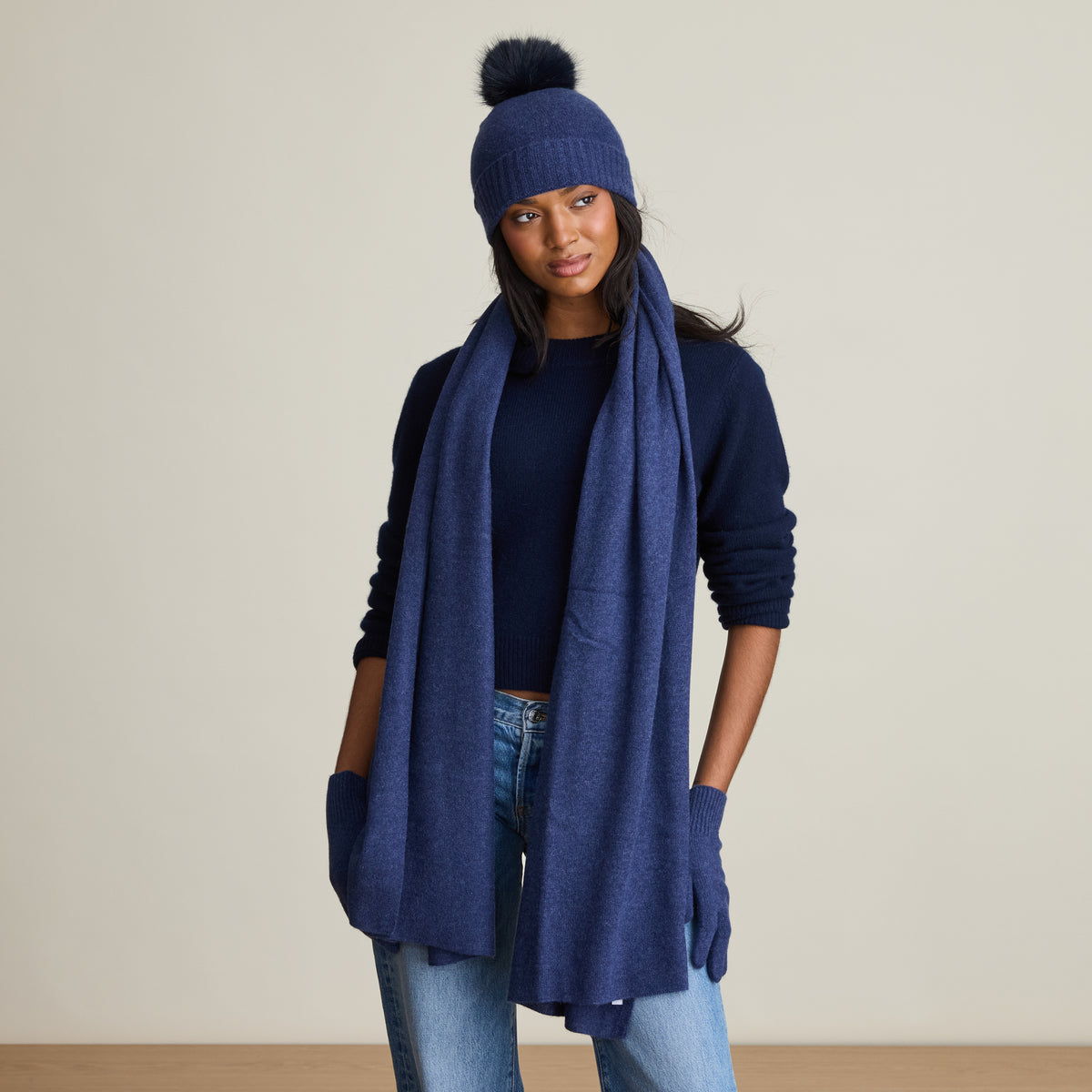 LIGHTWEIGHT SCARF