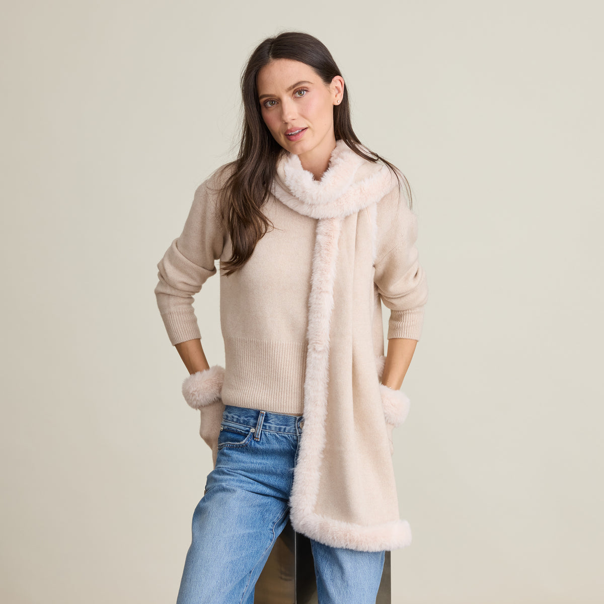 FAUX FUR TRIM SCARF
