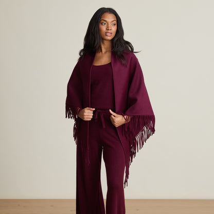 FRINGE TRIANGLE WRAP
