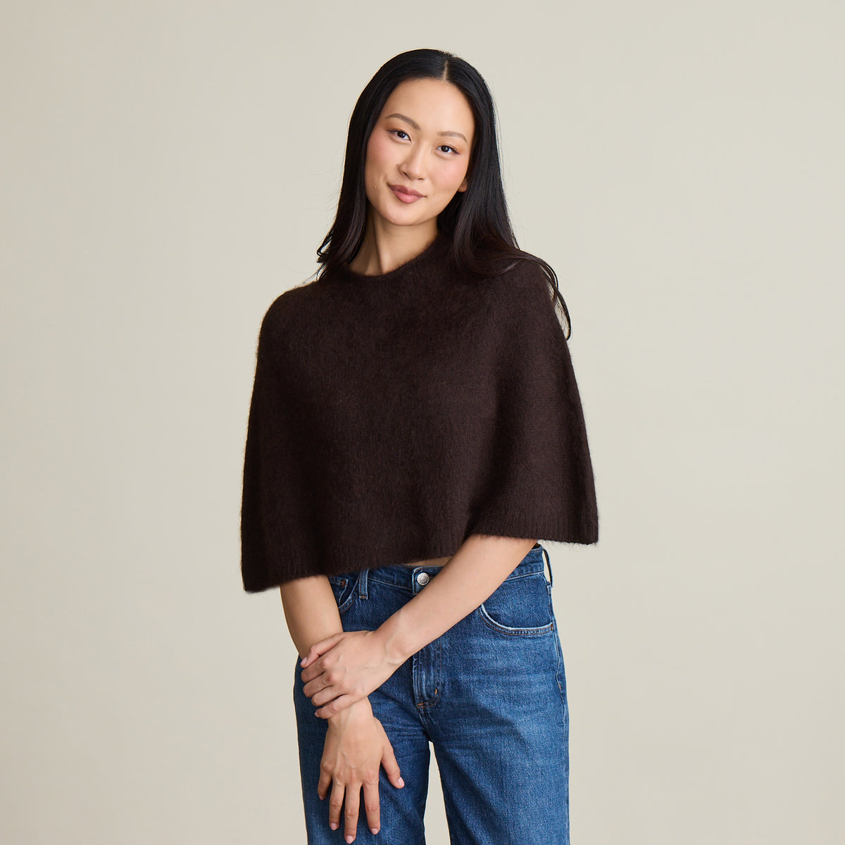 BRUSHED MOCK NECK CAPELET
