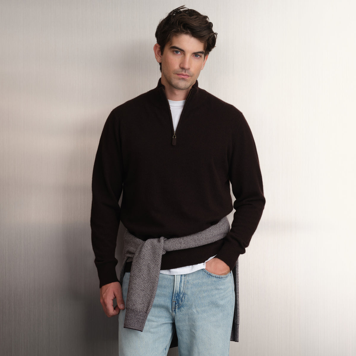 MEN'S ESSENTIAL QUARTER ZIP